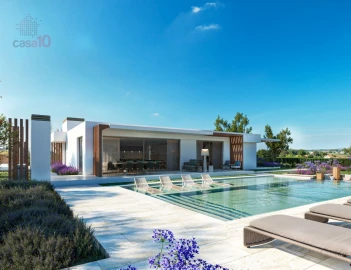 Moradia T5 para Venda em Santo Estêvão