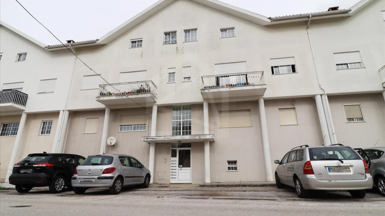 Apartamento T1 para Venda em Aradas Foto 1