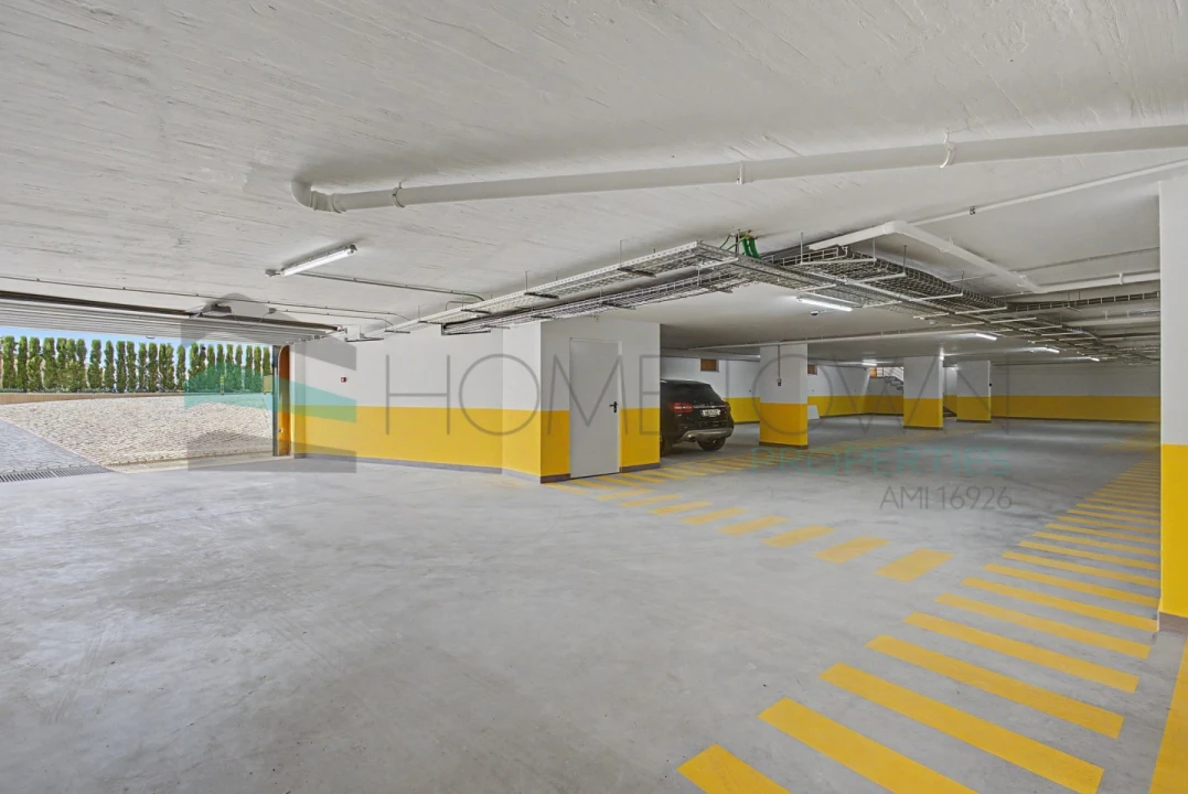 Apartamento T2 para Venda em Quarteira Foto 30