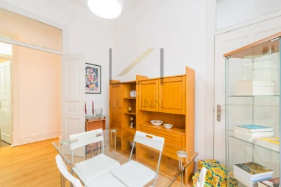 Apartamento T6 para Venda em Santo António