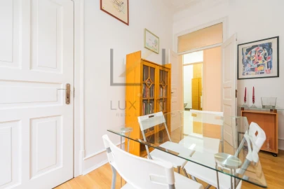 Apartamento T6 para Venda em Santo António