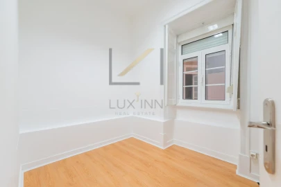 Apartamento T6 para Venda em Santo António
