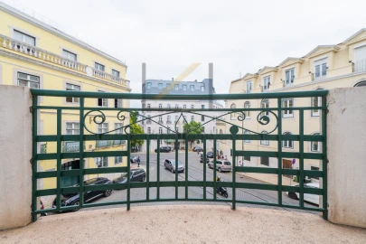 Apartamento T6 para Venda em Santo António