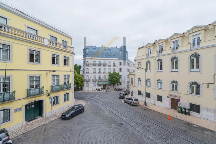 Apartamento T6 para Venda em Santo António Foto 10