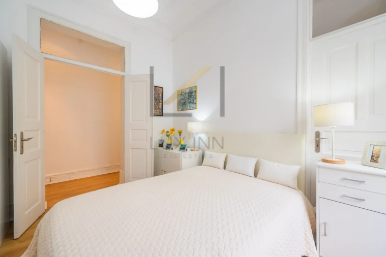 Apartamento T6 para Venda em Santo António Foto 21