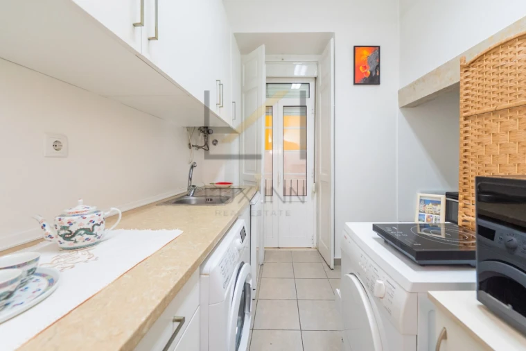 Apartamento T6 para Venda em Santo António Foto 35