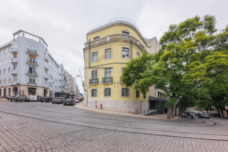 Apartamento T6 para Venda em Santo António Foto 44