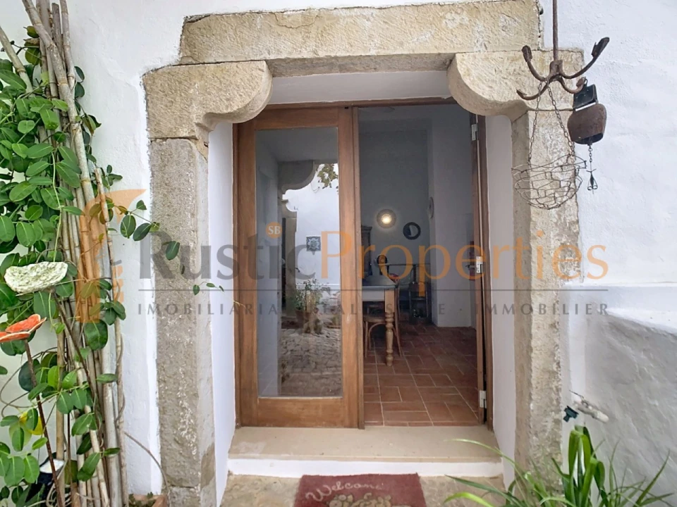 Moradia T4 para Venda em Santa Barbara de Nexe Foto 31