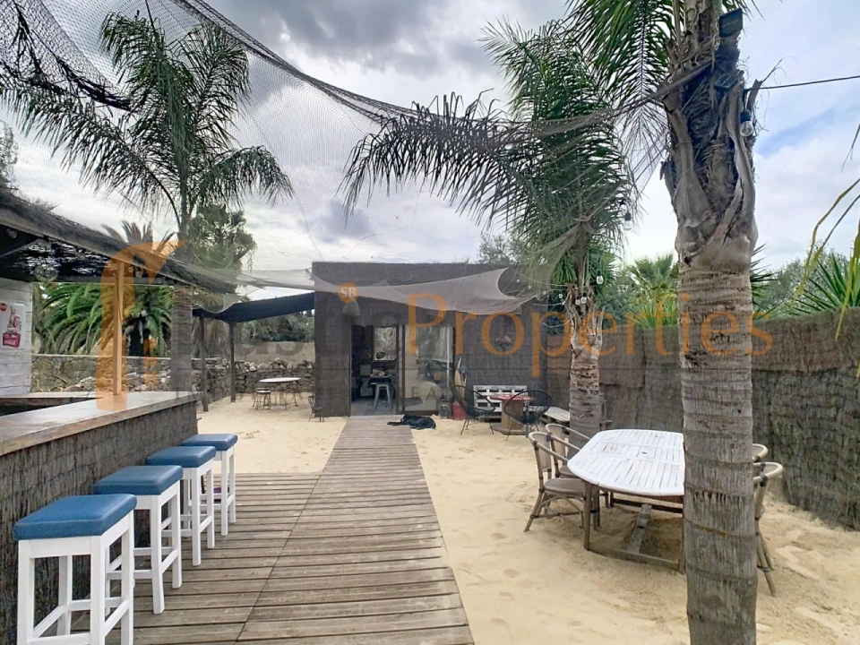 Moradia T4 para Venda em Santa Barbara de Nexe Foto 44