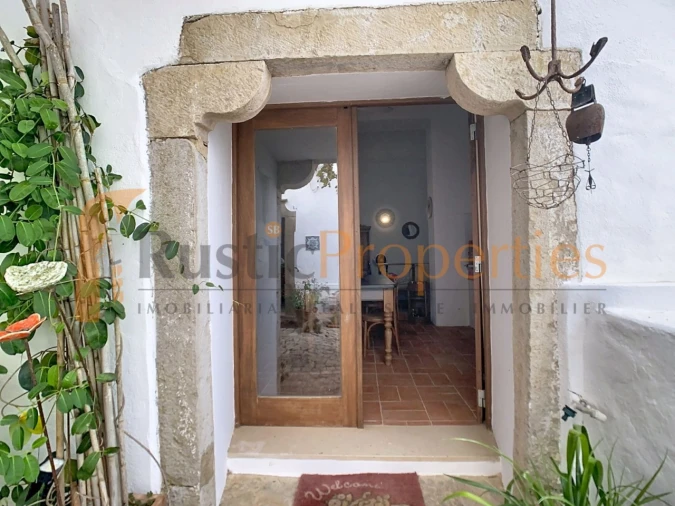 Moradia T4 para Venda em Santa Barbara de Nexe Foto 31