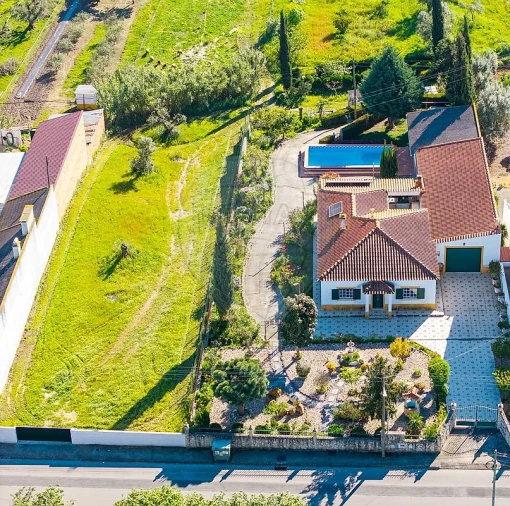 Moradia T3 para Venda em Alpiarça Foto 44