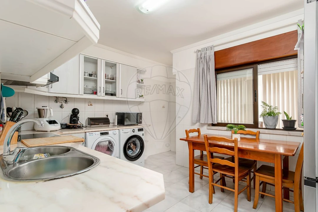 Apartamento T2 para Venda em Quinta do Conde Foto 10