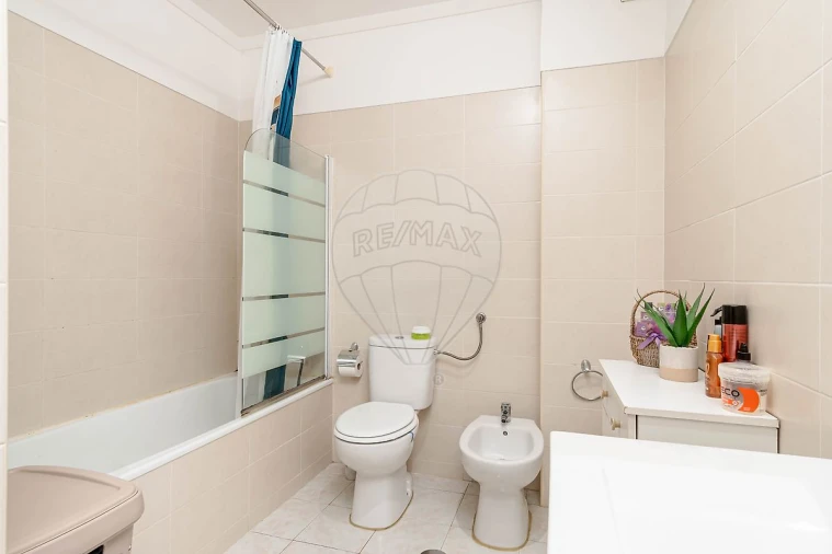 Apartamento T2 para Venda em Quinta do Conde Foto 7