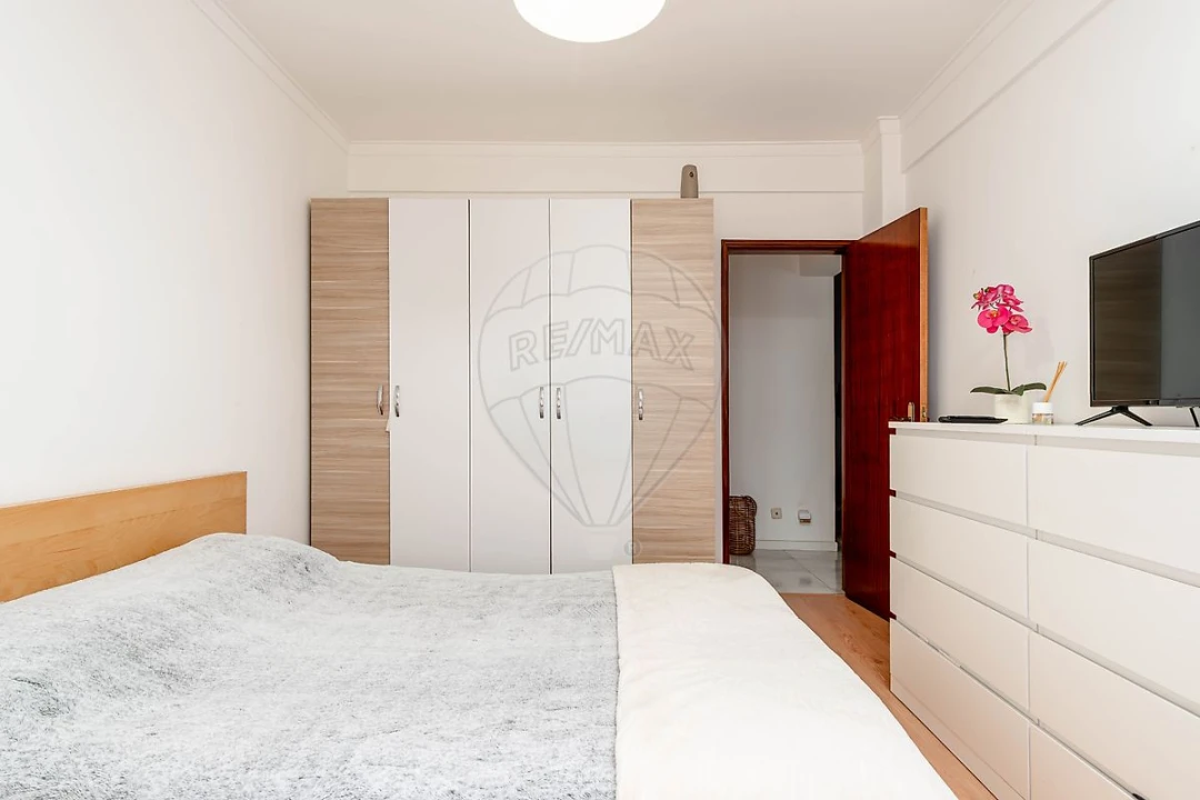 Apartamento T2 para Venda em Quinta do Conde Foto 9