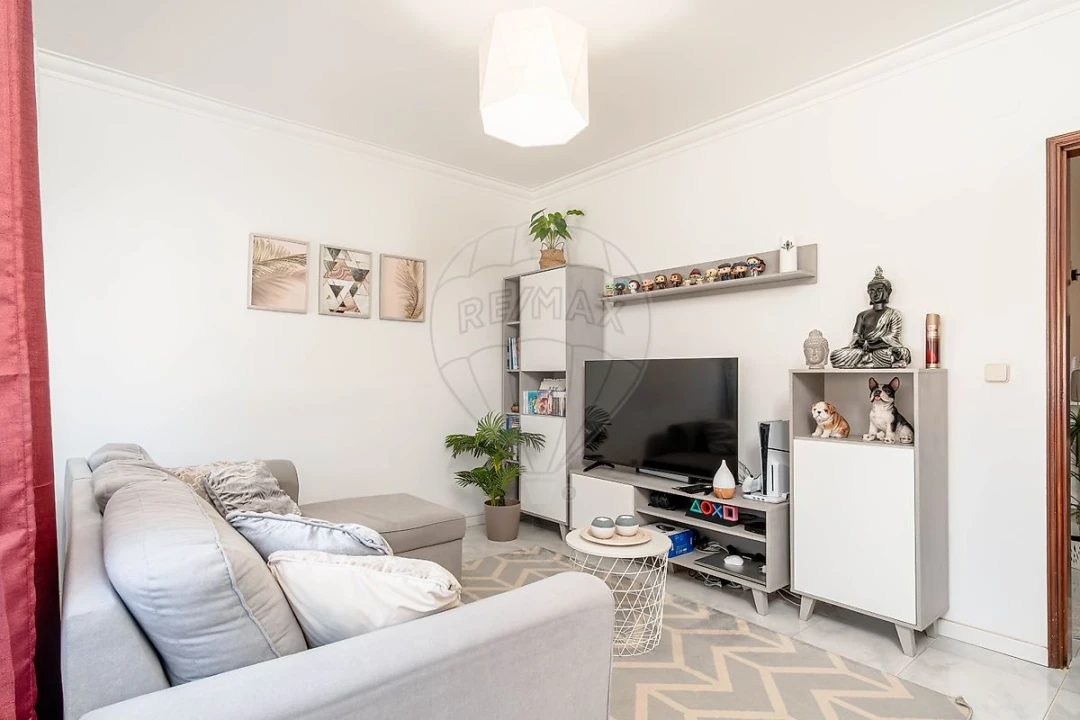 Apartamento T2 para Venda em Quinta do Conde Foto 1