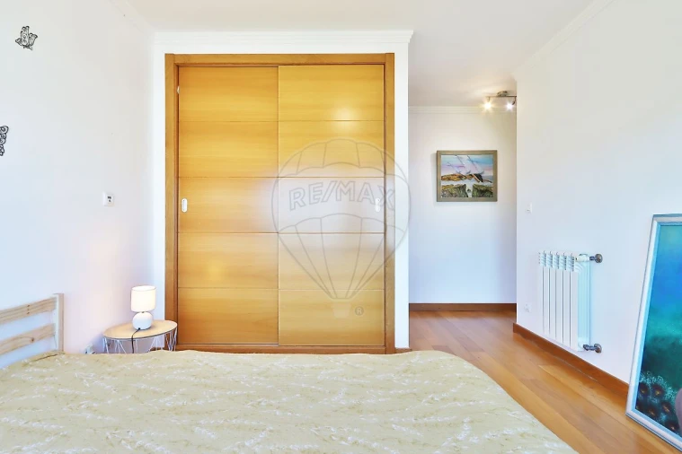 Apartamento T3 para Venda em São Domingos de Rana Foto 21