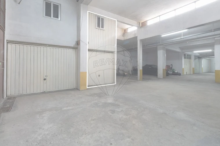 Apartamento T3 para Venda em Espinho Foto 22