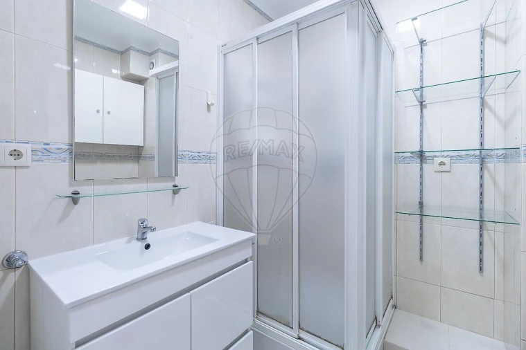 Apartamento T3 para Venda em Espinho Foto 14