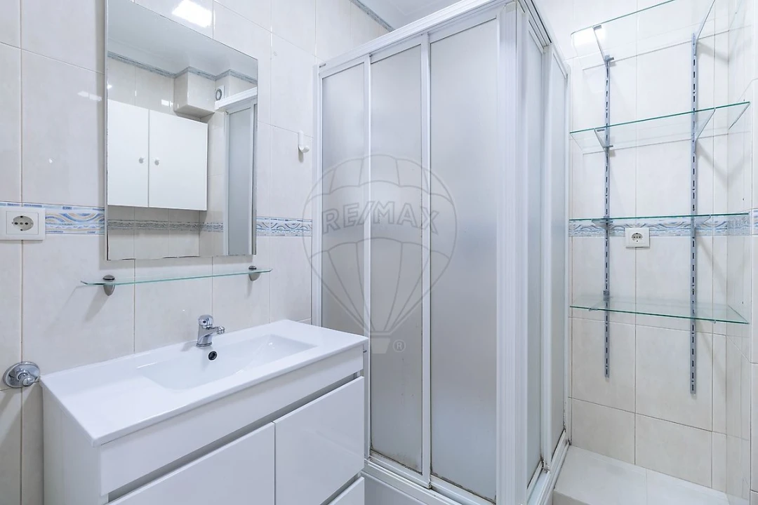 Apartamento T3 para Venda em Espinho Foto 14