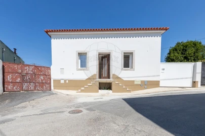 Moradia T3 para Venda em Bombarral e Vale Covo