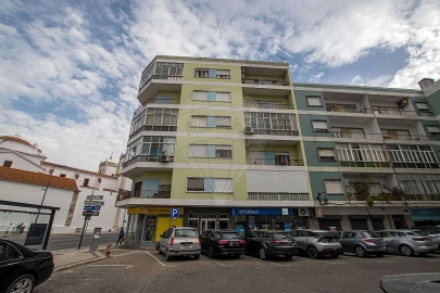 Apartamento T3 para Venda em Marvila, Ribeira Santarém, São Salvador, São Nicolau