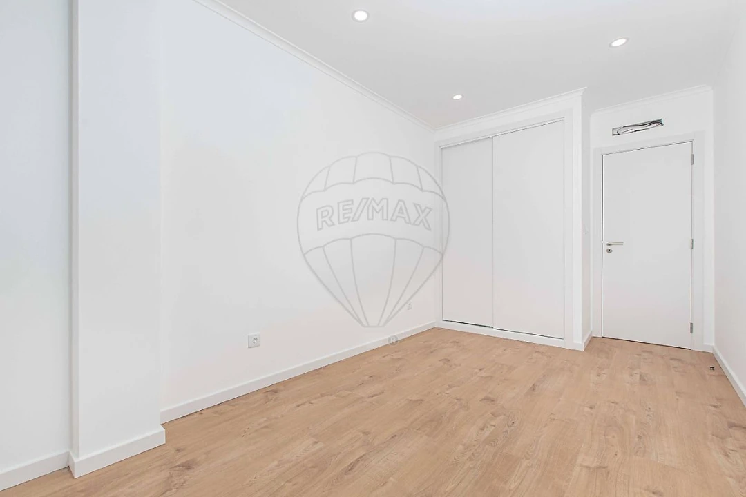 Apartamento T3 para Venda em Marvila, Ribeira Santarém, São Salvador, São Nicolau Foto 4