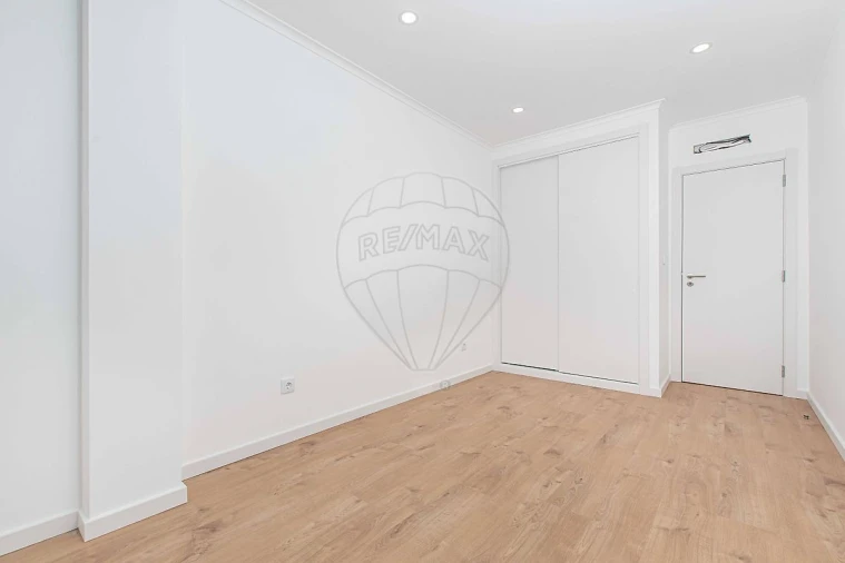 Apartamento T3 para Venda em Marvila, Ribeira Santarém, São Salvador, São Nicolau Foto 4