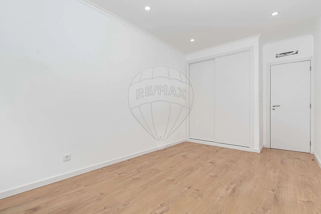 Apartamento T3 para Venda em Marvila, Ribeira Santarém, São Salvador, São Nicolau Foto 2