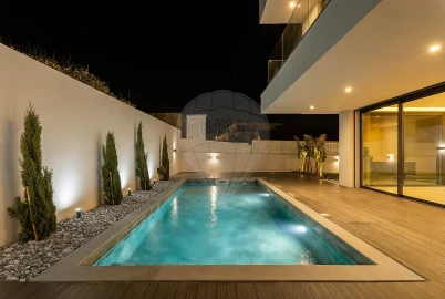 Moradia T4 para Venda em Ericeira