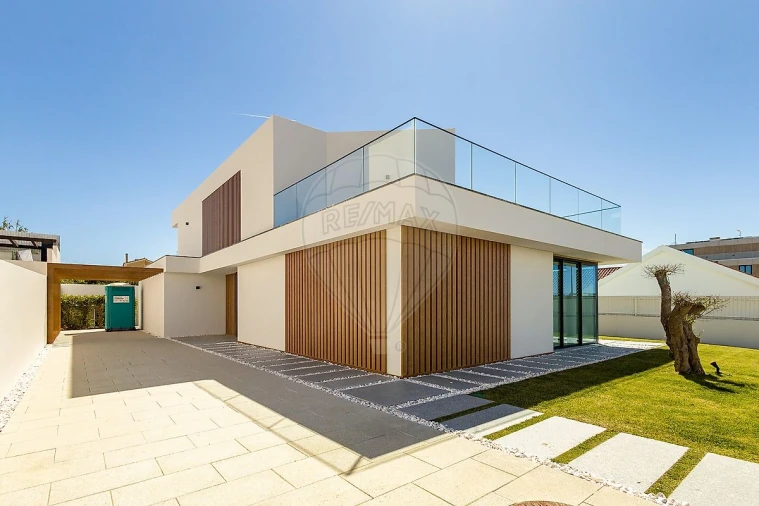 Moradia T4 para Venda em Ericeira Foto 5