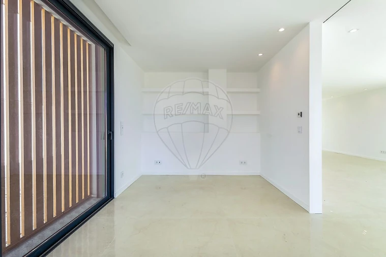 Moradia T4 para Venda em Ericeira Foto 8