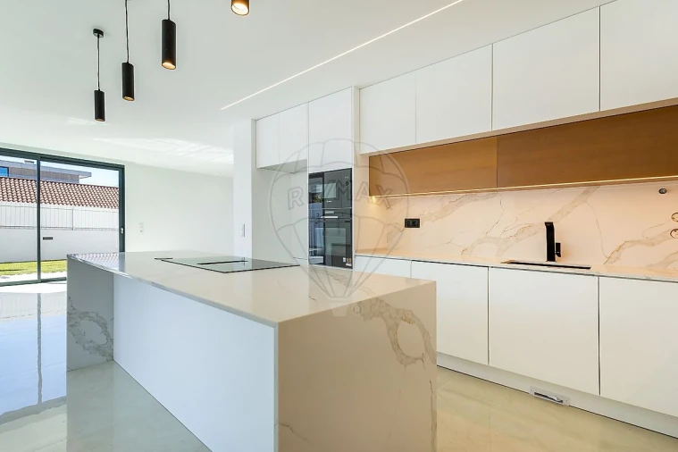 Moradia T4 para Venda em Ericeira Foto 9