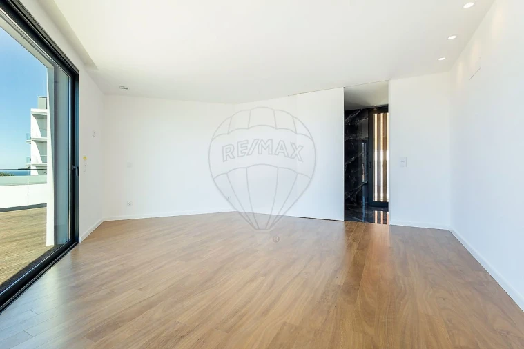 Moradia T4 para Venda em Ericeira Foto 18