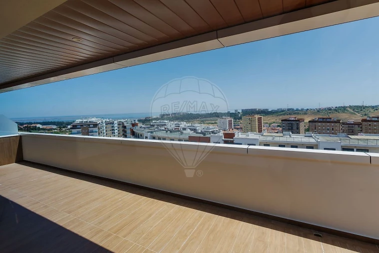 Apartamento T2 para Venda em Vialonga Foto 5