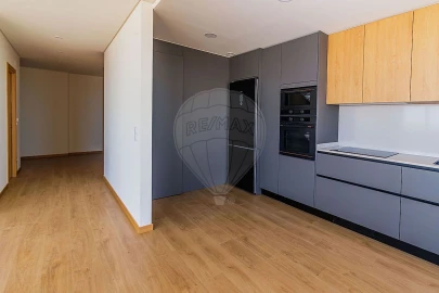 Apartamento T3 para Venda em Vialonga