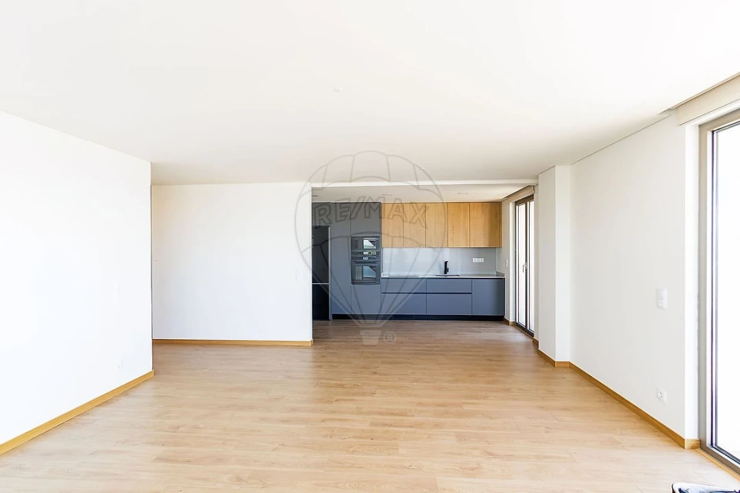 Apartamento T3 para Venda em Vialonga Foto 5