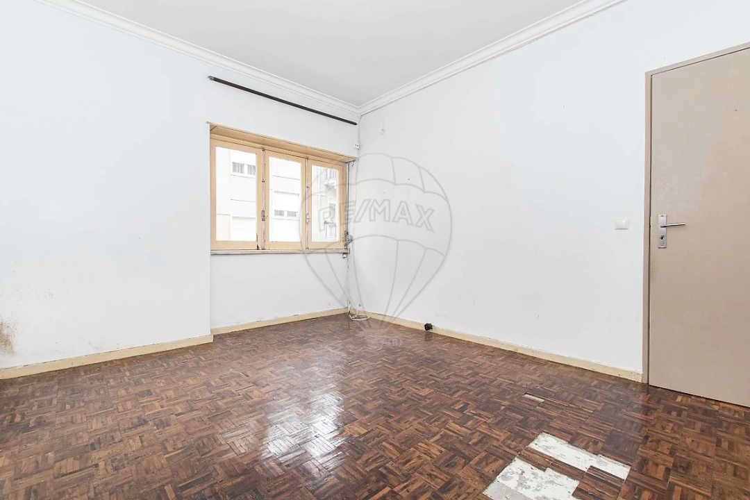 Apartamento T2 para Venda em Vialonga Foto 1