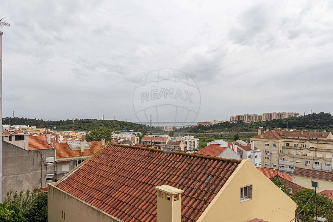 Apartamento T2 para Venda em Vialonga Foto 19