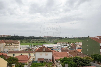 Apartamento T2 para Venda em Vialonga