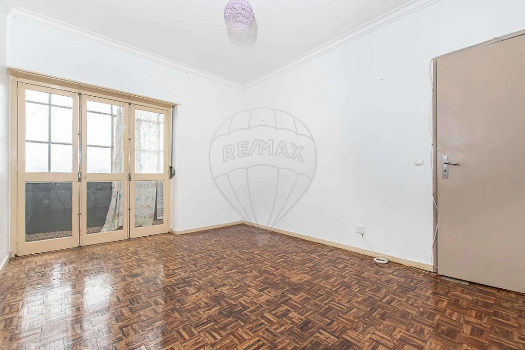 Apartamento T2 para Venda em Vialonga Foto 10