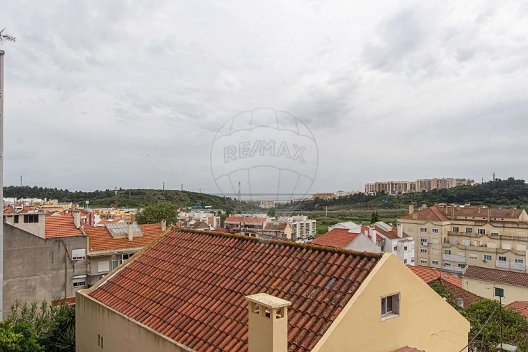 Apartamento T2 para Venda em Vialonga Foto 19