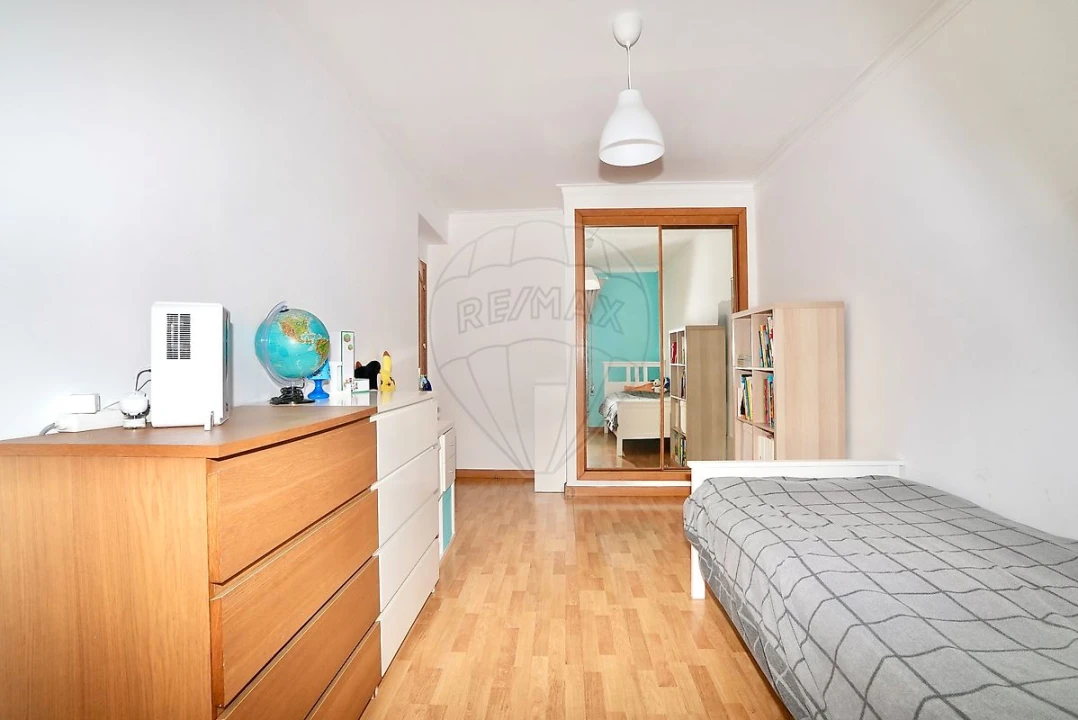 Apartamento T3 para Venda em Vialonga Foto 17