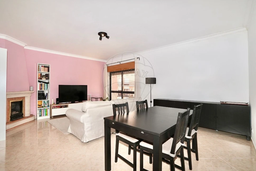 Apartamento T3 para Venda em Vialonga Foto 7