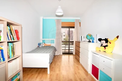 Apartamento T3 para Venda em Vialonga