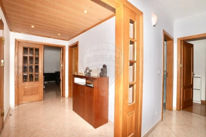 Apartamento T3 para Venda em Vialonga