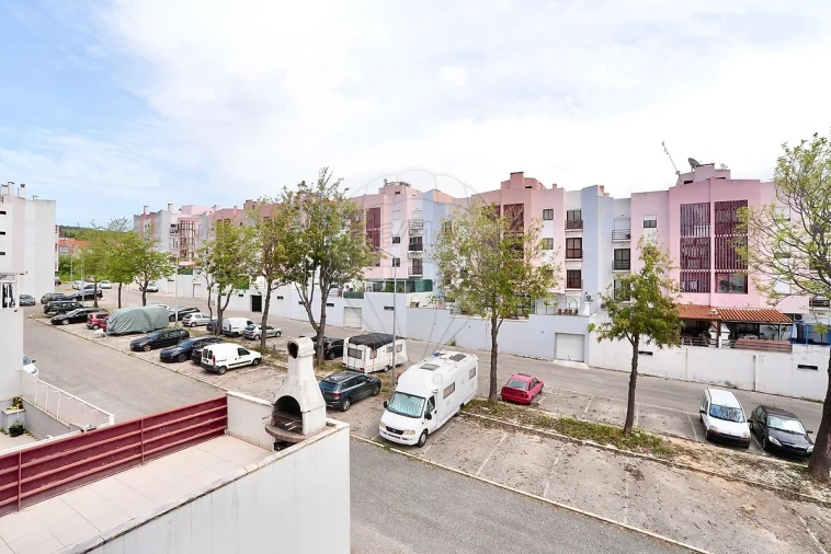 Apartamento T3 para Venda em Vialonga Foto 18