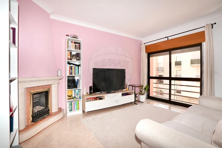 Apartamento T3 para Venda em Vialonga Foto 5