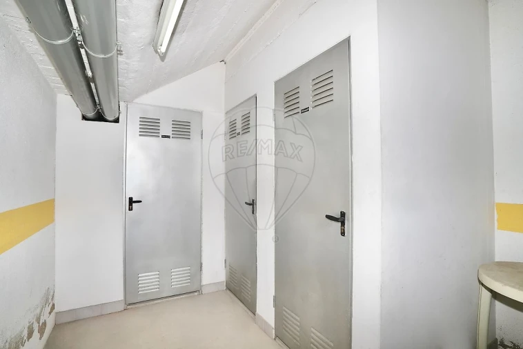 Apartamento T3 para Venda em Vialonga Foto 21