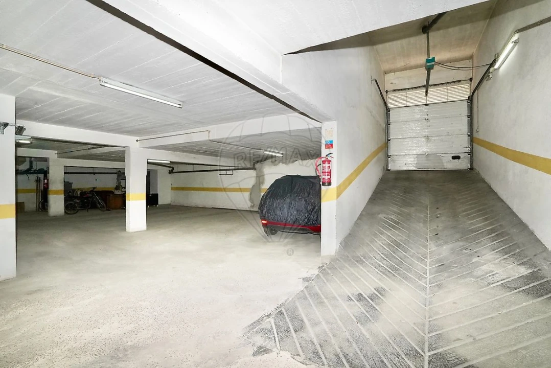 Apartamento T3 para Venda em Vialonga Foto 25