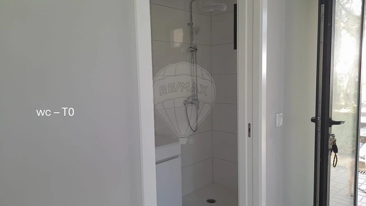 Moradia T3 para Venda em Salreu Foto 12